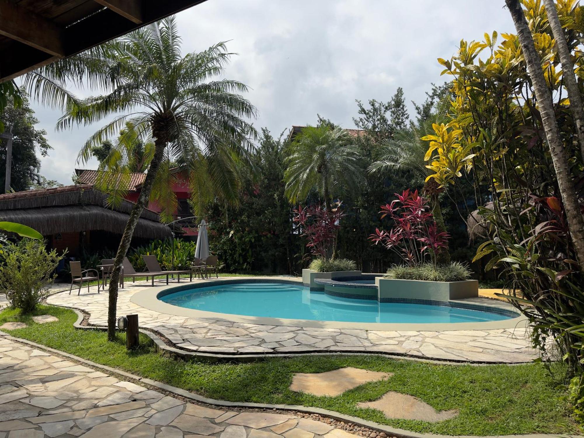 Pousada North Shore Maresias - 2 Quadras Da Praia - Casas De 2 Quartos - 80 M2 -2 Banheiros -Piscina Sauna - Estacion-Churrasq Privativa -Wifi Animais De Peq Porte Roupa De Cama E Banho Exterior photo